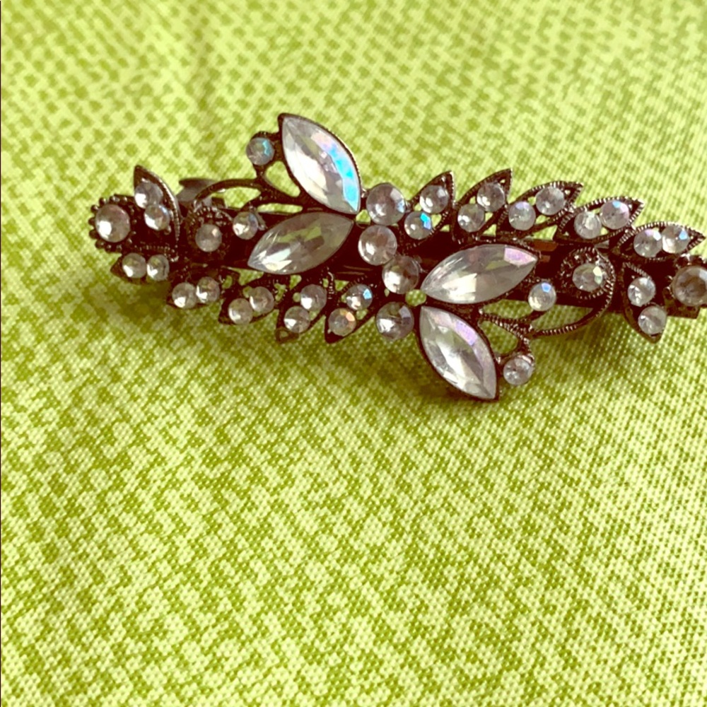 Hair barrette